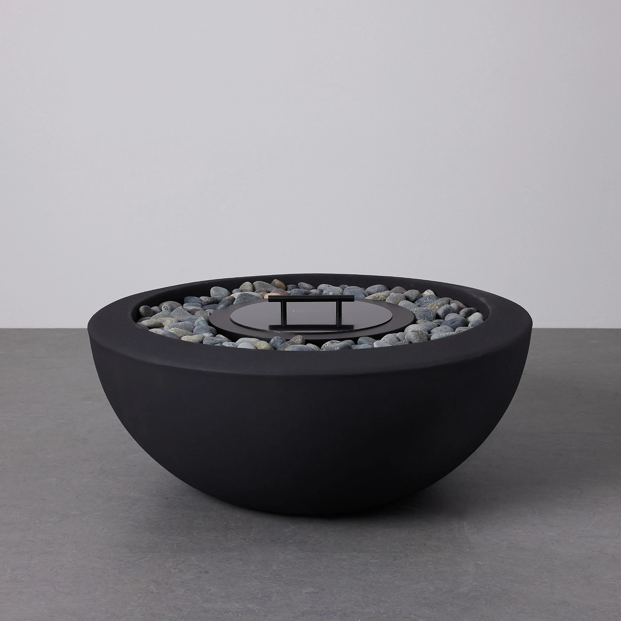 Hestia-Black_Product-03